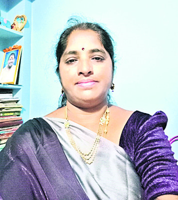 యాప్‌ల పేరిట పని ఒత్తిడి 
2