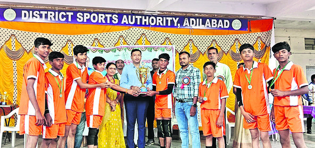 వందశాతం పోలింగ్‌ నమోదు లక్ష్యం 1