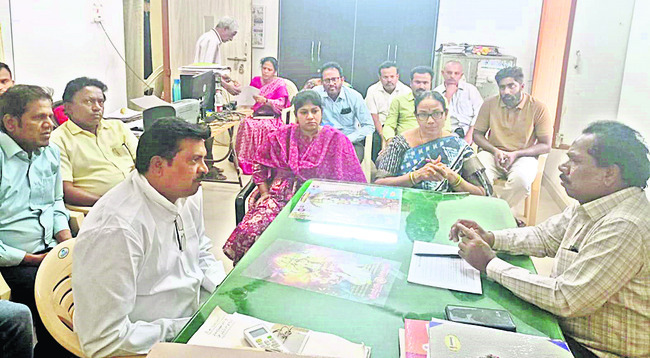 మళ్లీ చిరుత కలకలం 
1