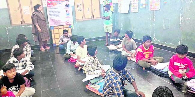 సుజుకీ ఈ–ఆక్సిస్‌ స్కూటర్‌ విడుదల 1