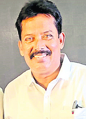 కేంద్రీకరణతో సమస్యలు 
1