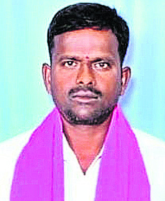 సీఎం సభ హెలిపాడ్‌ ఏర్పాట్ల పరిశీలన 
2