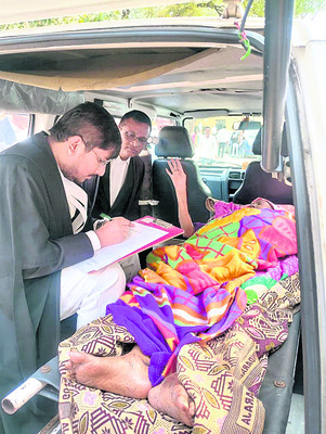 అంబులెన్స్‌లోనే కేసు విచారణ1