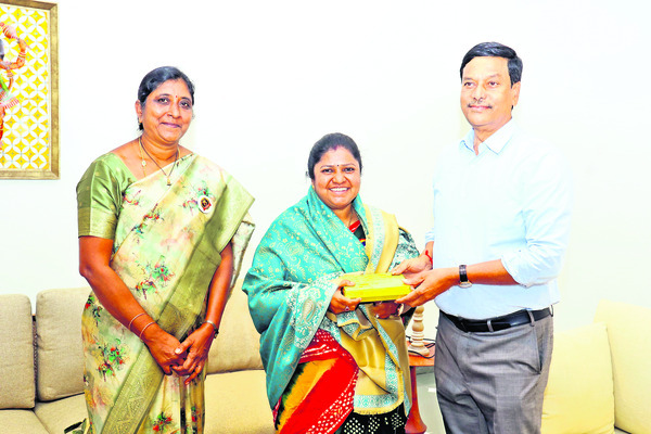 ఘనంగా పాఠశాల వజ్రోత్సవాలు1