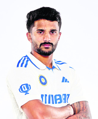 రంజీ సమరంలో విశాఖ కుర్రాళ్ల జోరు1