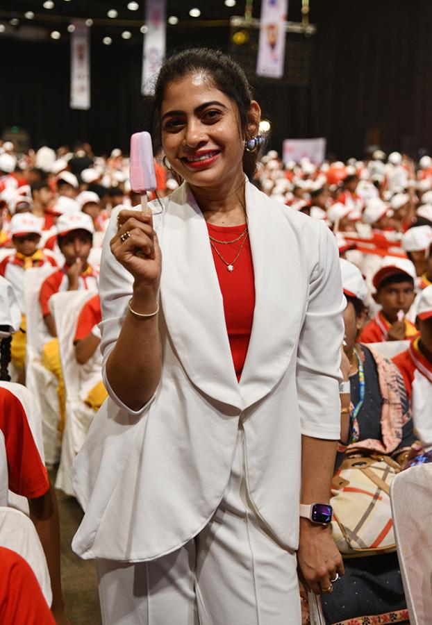 Arun Icecreams Sets Guinness Record at Hyderabad Event11