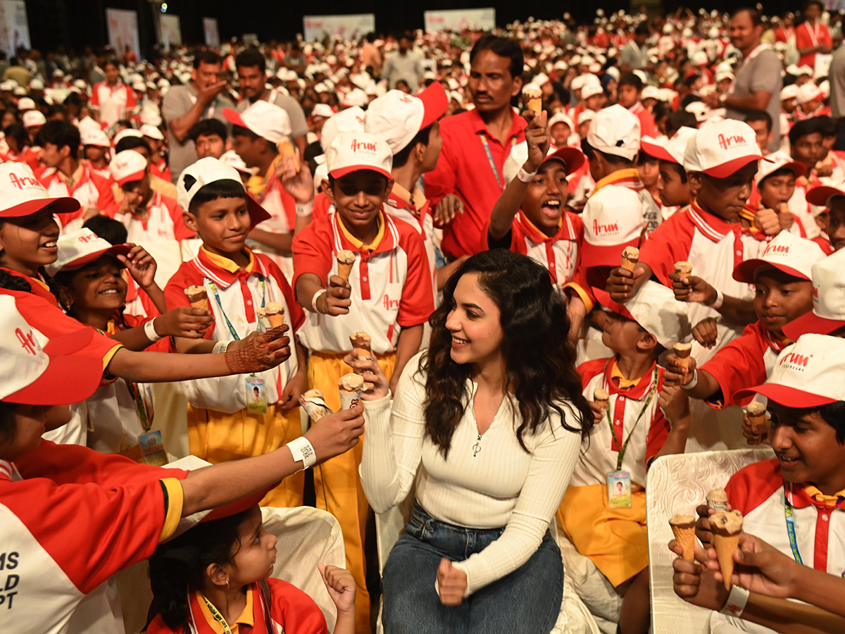 Arun Icecreams Sets Guinness Record at Hyderabad Event2