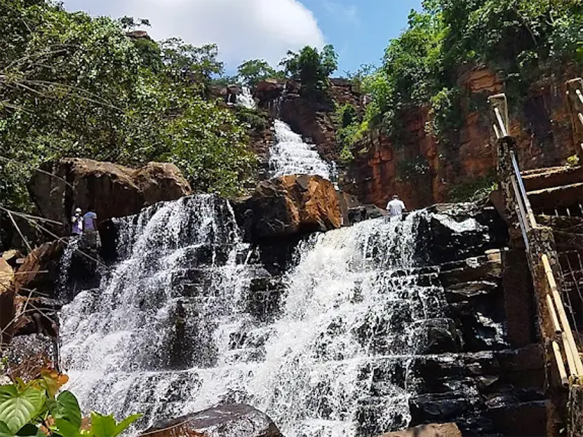 Tarabu Waterfalls Andhra Pradesh HD Photos17