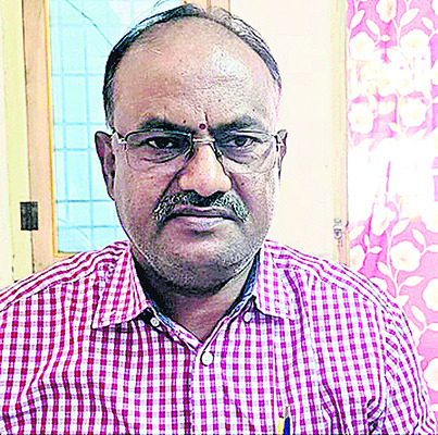 కొనుగోళ్లు గోరంత ! 4