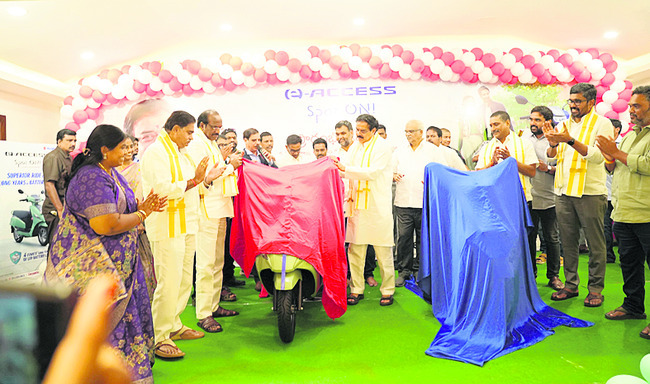 మద్దిలో అభిషేక సేవ 
3