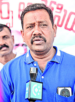 ప్రలోభాలకు దూరంగా..9