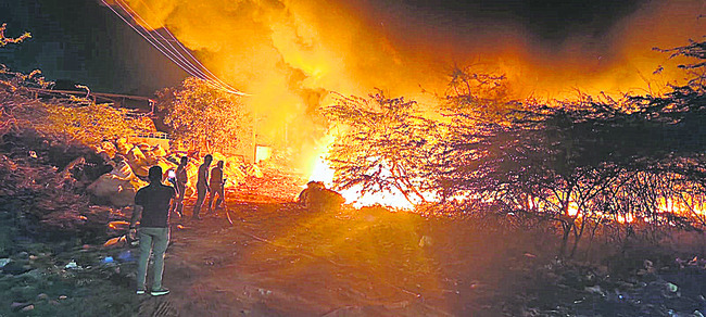 ఆటోనగర్‌లో అగ్ని ప్రమాదం 1