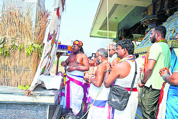 వైభవంగా లక్ష్మీనృసింహ స్వామి కల్యాణోత్సవం5