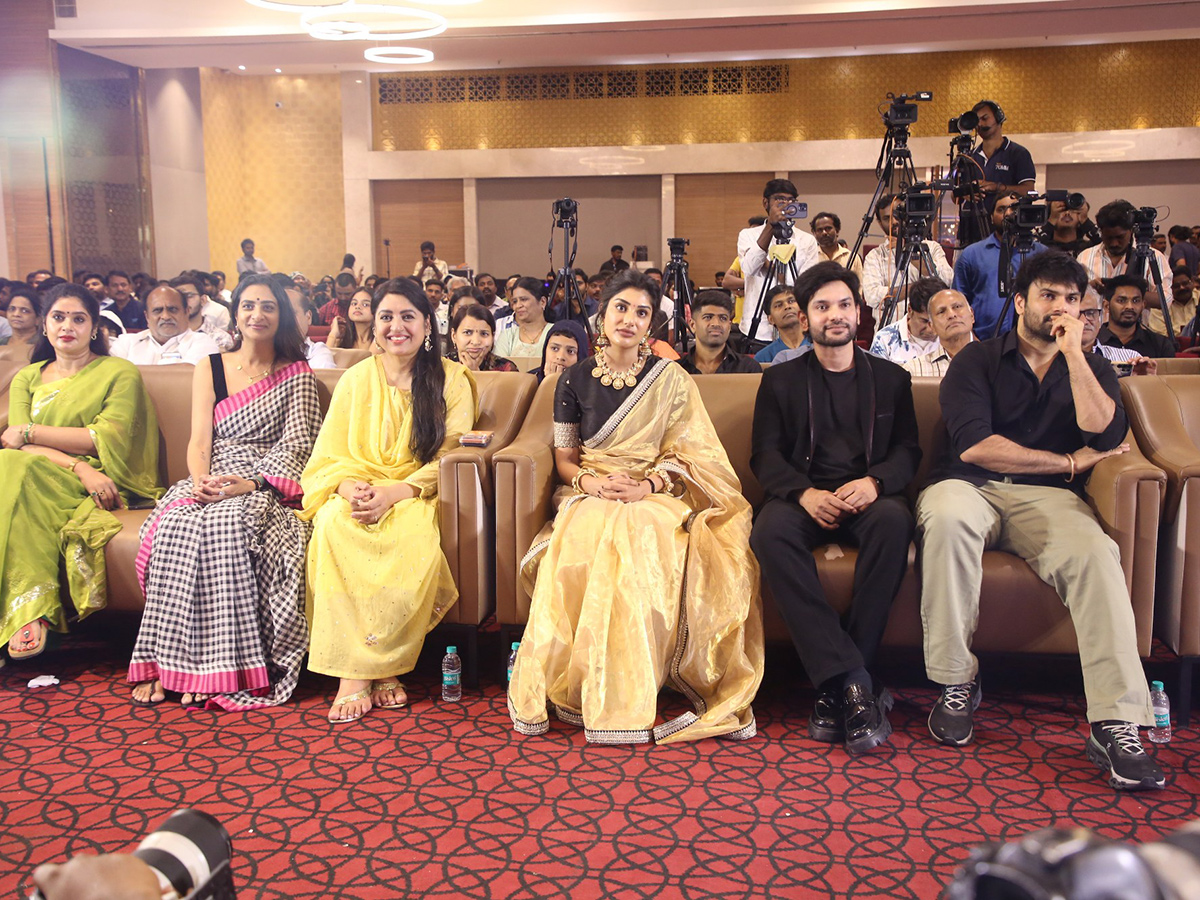 Amaravathiki Aahwanam Movie Pre Release Event Photos28