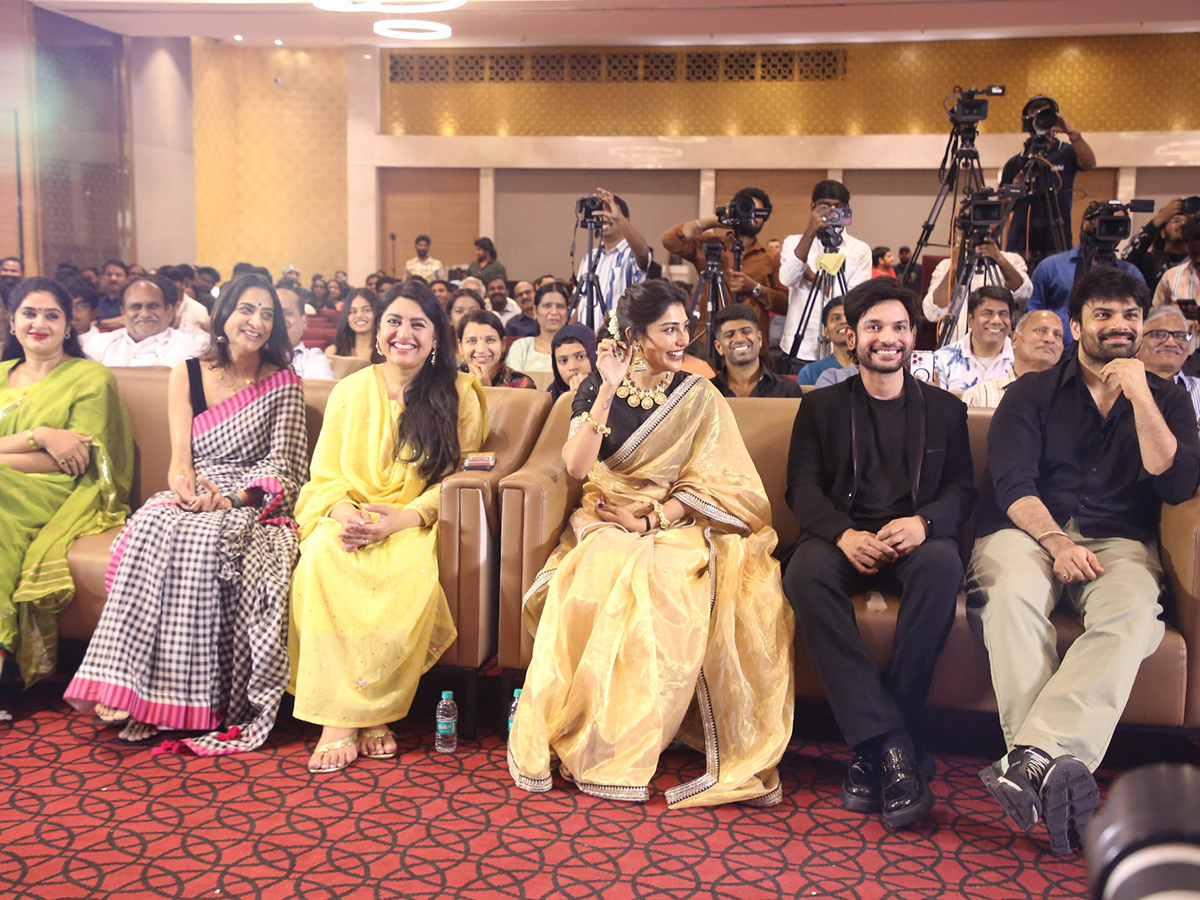 Amaravathiki Aahwanam Movie Pre Release Event Photos31