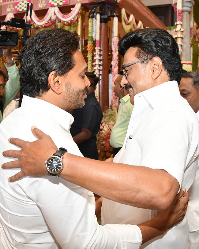 YS Jagan Attends Marriage At Chennai Hero Surya and Karthi 8