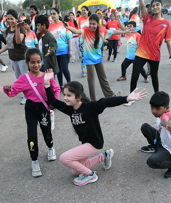 Yadagirigutta Temple Run 2026 in Sakshi New10