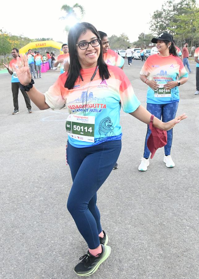 Yadagirigutta Temple Run 2026 in Sakshi New11