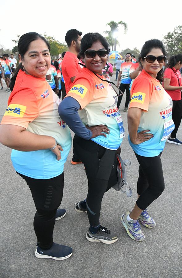 Yadagirigutta Temple Run 2026 in Sakshi New18