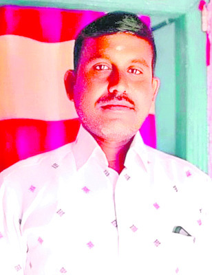 వేర్వేరు కారణాలతో ముగ్గురు ఆత్మహత్య1