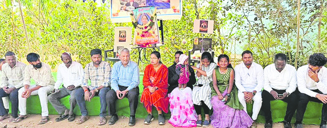 ఏడు మేకలు అపహరణ  కేసు నమోదు
1