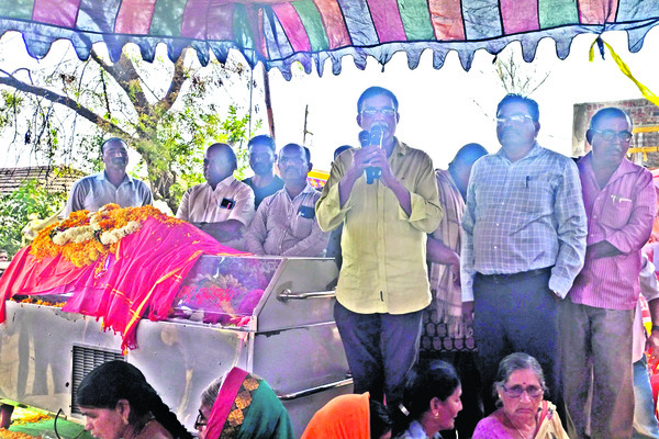 ఎరుపెక్కిన ఇస్రోజివాడి3