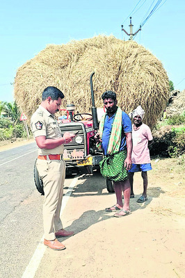ముమ్మరంగా వాహన తనిఖీలు 1