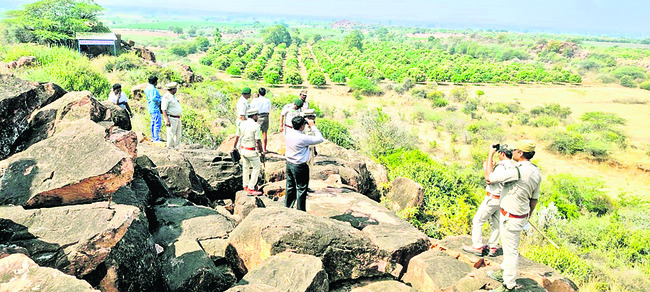 సంత్‌ సేవాలాల్‌ మహరాజ్‌ జయంతి పోస్టర్ల ఆవిష్కరణ 1