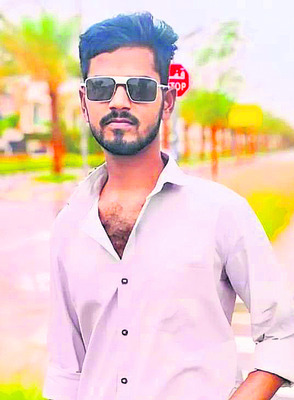 దుబాయ్‌లో కంచర్ల  యువకుడి ఆత్మహత్య1