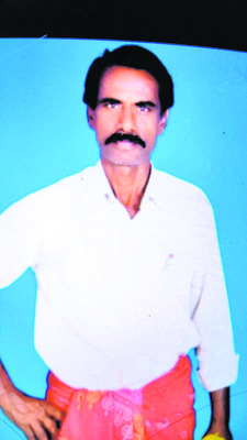 స్వగ్రామానికి వెళ్తుండగా.. 2