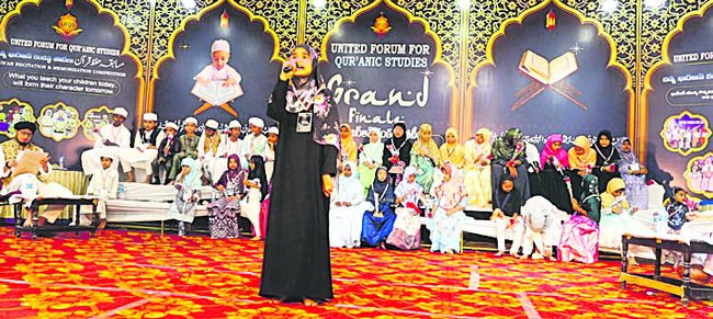 పోయిన బంగారు నగ బాధితురాలికి అప్పగింత  1