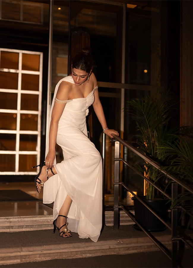 Tollywood Actress Shraddha Das HD Photos17