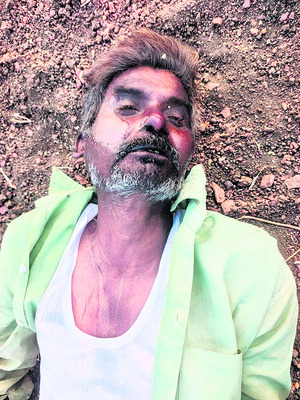 మూడు చోట్ల గుర్తు తెలియని మృతదేహాలు1