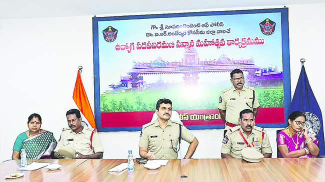 పునర్విక వైద్యానికి రూ.1.10 లక్షల సాయం 1