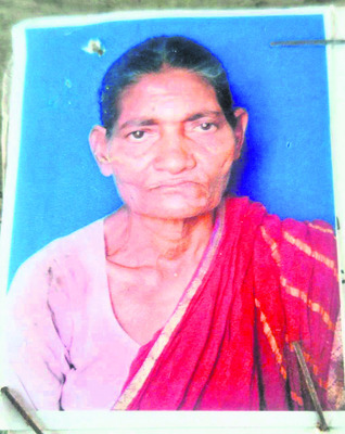 పింఛన్‌ డబ్బుల కోసం తల్లి హత్య1