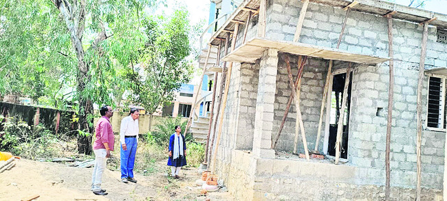 ‘సప్తశేష వాహనం’పై  రంగనాథస్వామి 
2