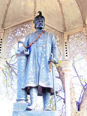 సకలకళా సురభిలు2