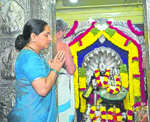 అదాలత్‌లో కేసులు పరిష్కరించుకోవాలి1