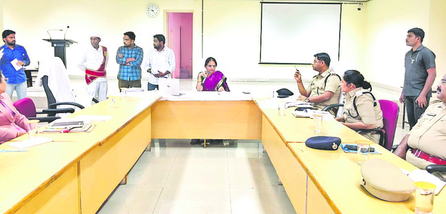 అదాలత్‌లో కేసులు పరిష్కరించుకోవాలి2