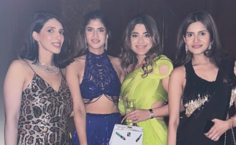 Allu Arjun-Sneha At Sirish pre-wedding party Photos6