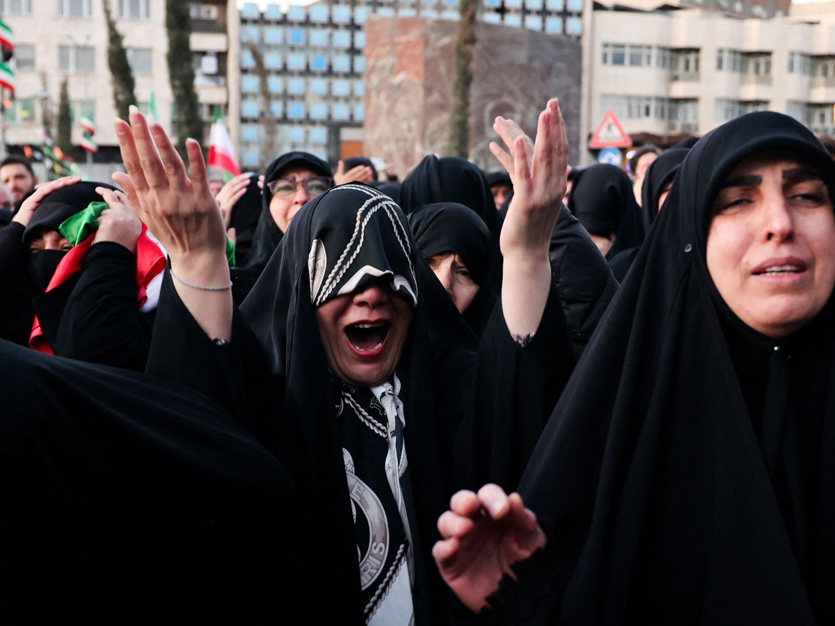 Iran mourns The demise of Supreme leader Ayatollah Ali Khamenei Photos16