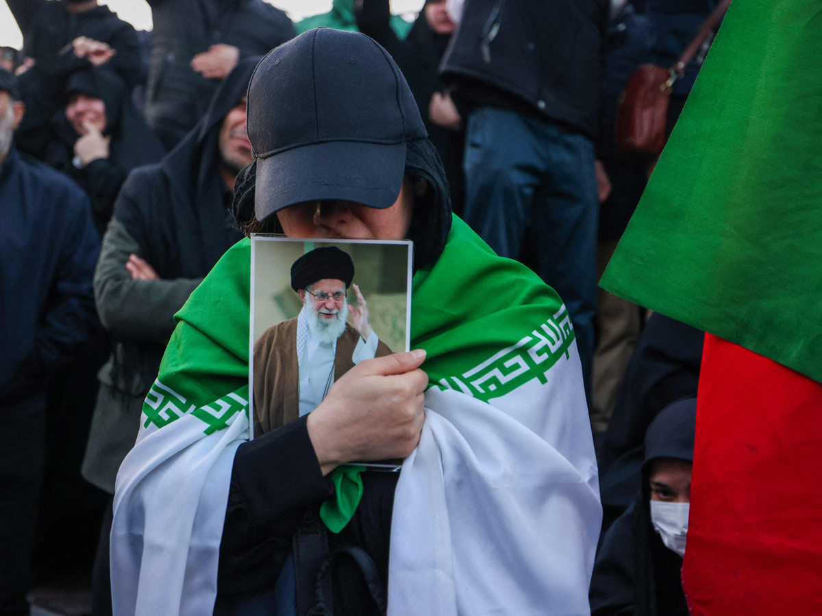 Iran mourns The demise of Supreme leader Ayatollah Ali Khamenei Photos5
