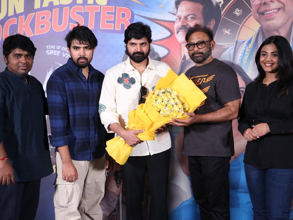 Vishnu Vinyasam Movie Success Meet Photos1