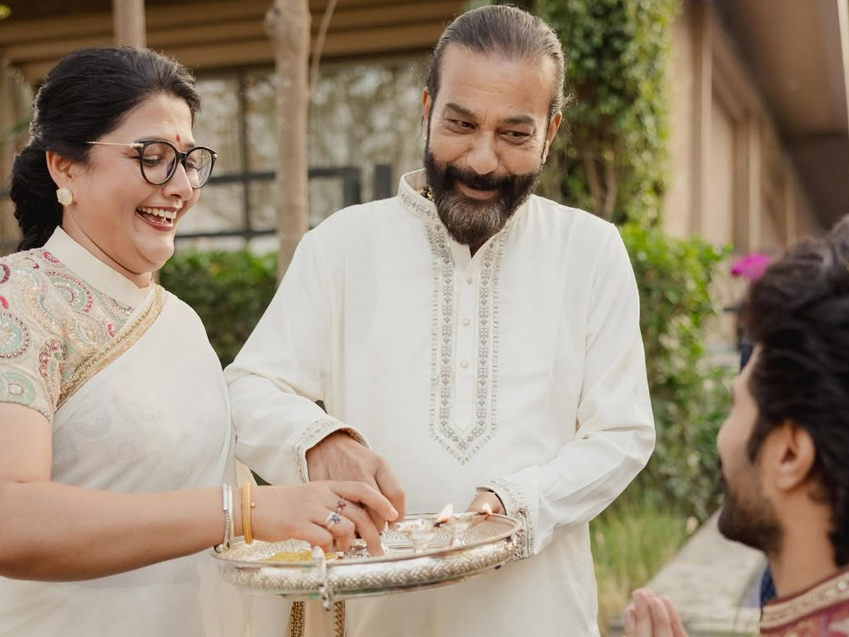 Vijay Devarakonda Rashmika Mandanna mehendi Celebration Photos19