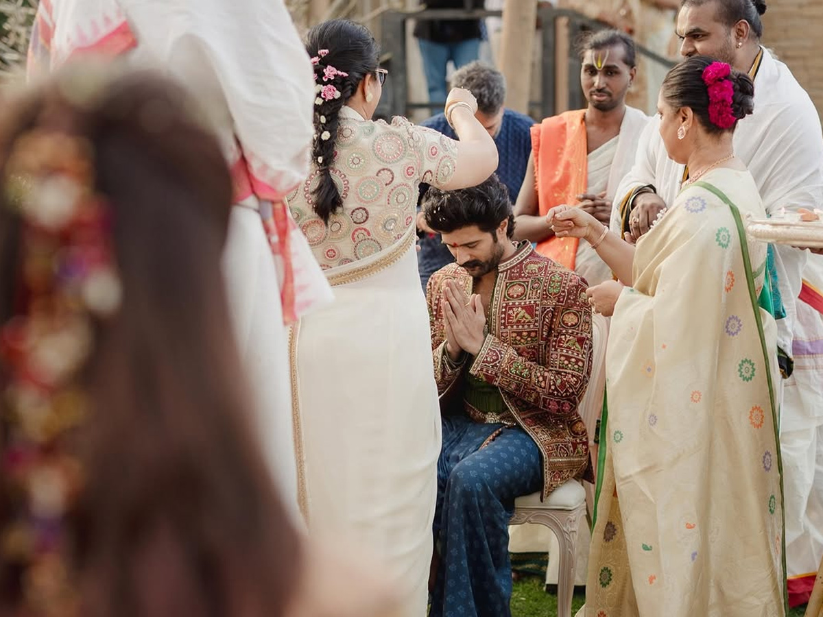Vijay Devarakonda Rashmika Mandanna mehendi Celebration Photos4
