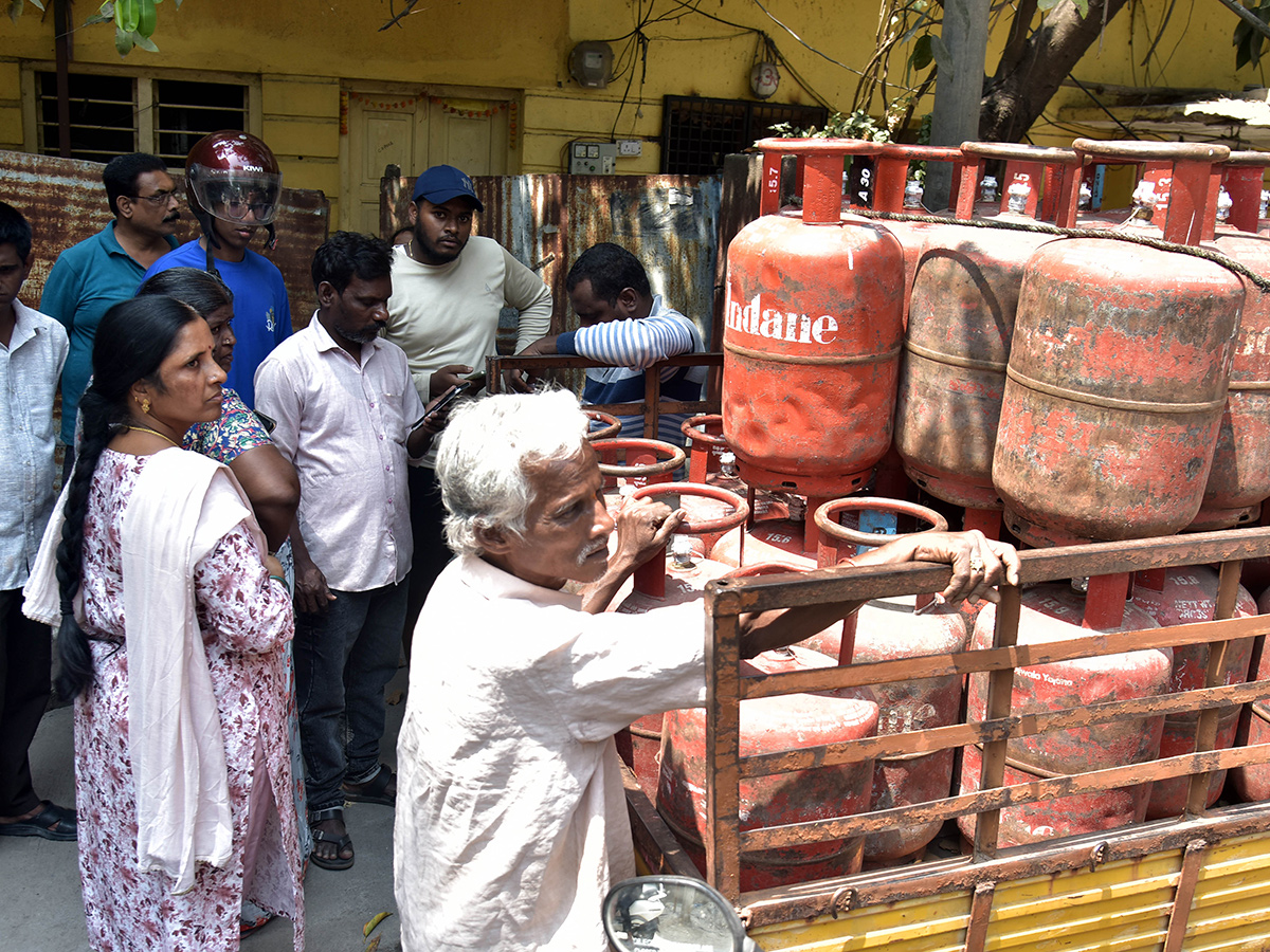 Iran War Effect : out of stock in hyderabad1