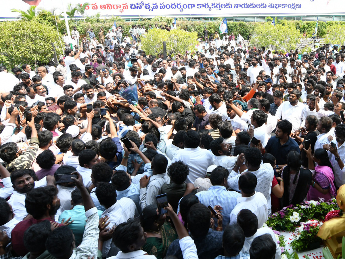 YSRCP Formation Day : YS Jagan Flag Hoisting at YSRCP Central Office 15