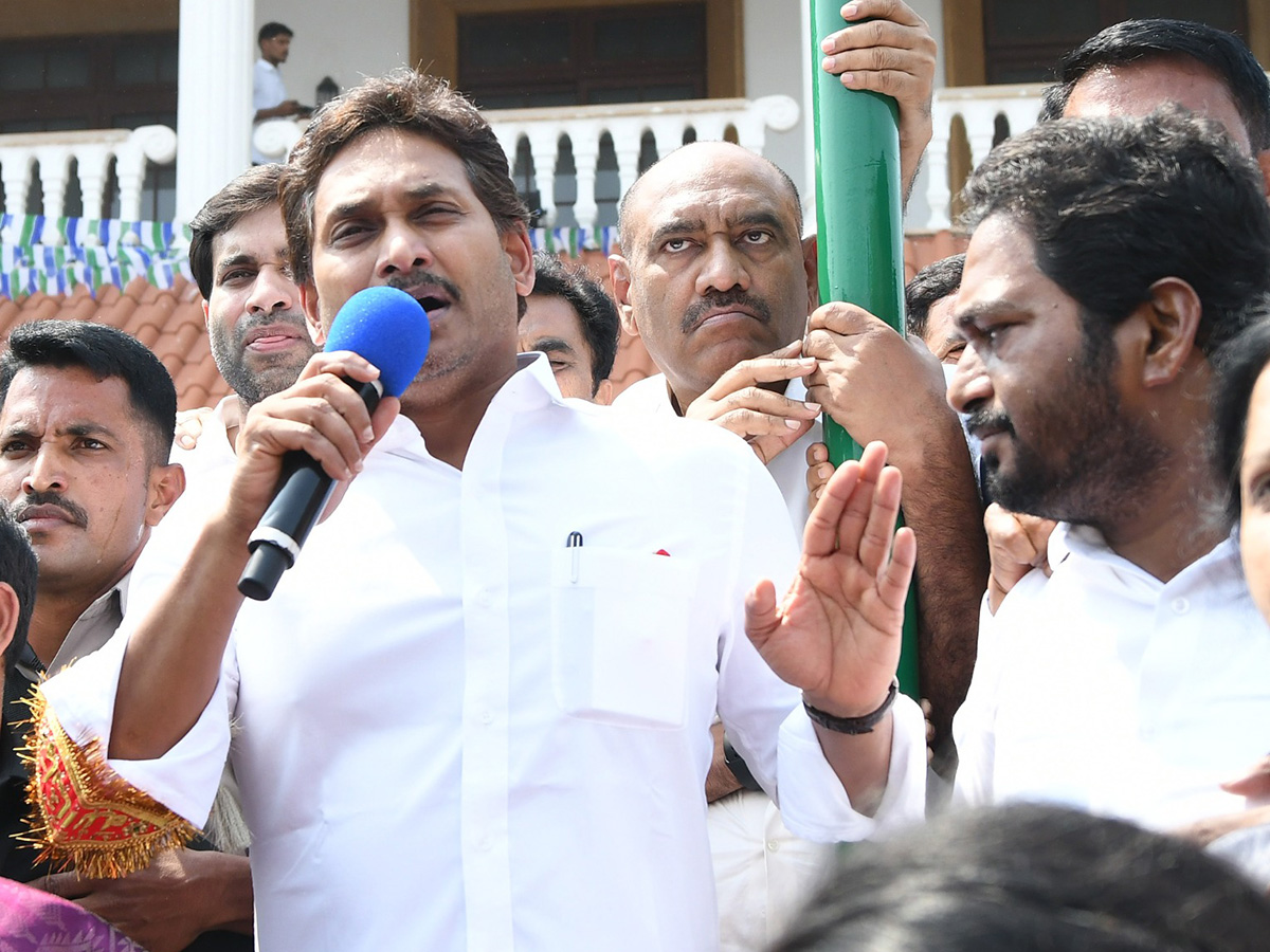 YSRCP Formation Day : YS Jagan Flag Hoisting at YSRCP Central Office 7