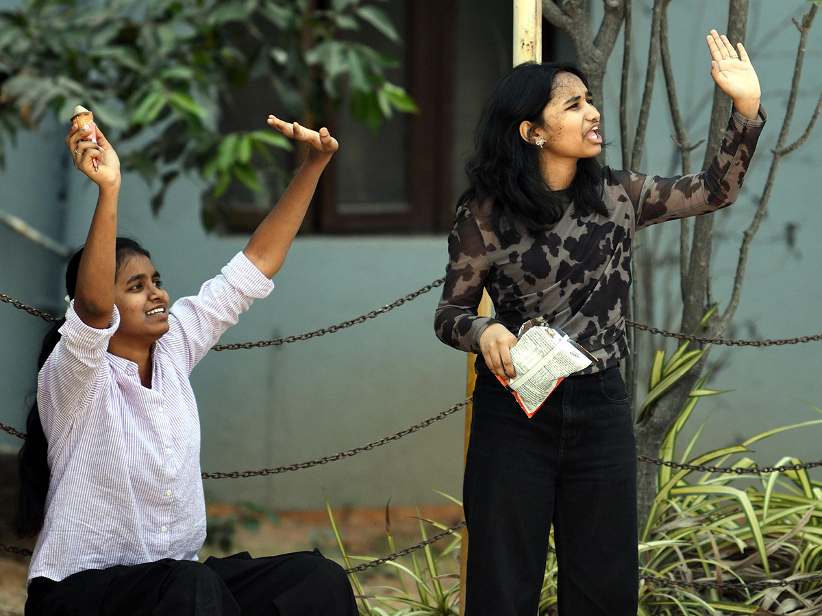 Inter Students Completed Go to Home HD Photos23