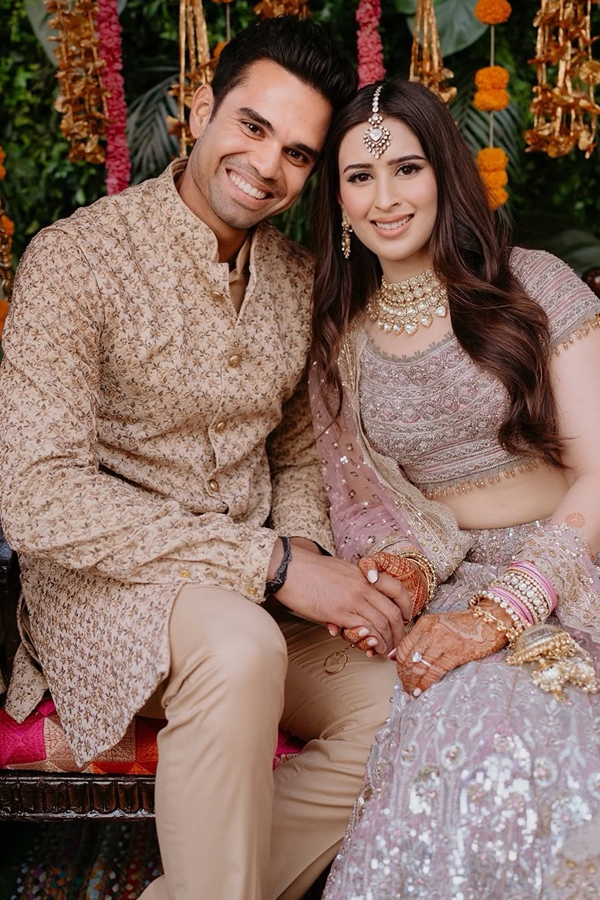 Sara Tendulkar Shares Unseen Pics From Brother Arjun Tendulkar Wedding With Saaniya Chandhok Photos3